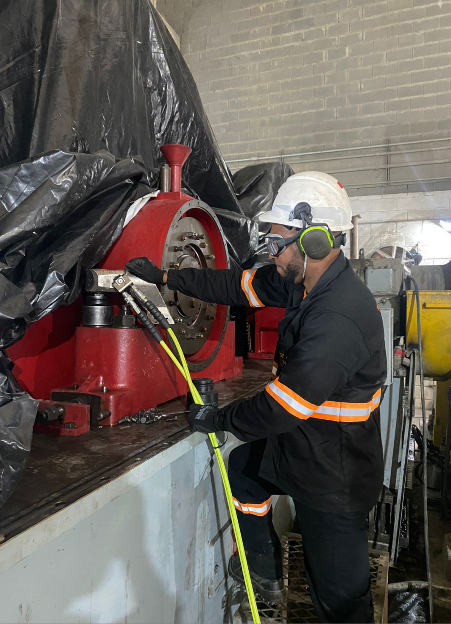 Técnicos Fast Torc em ação